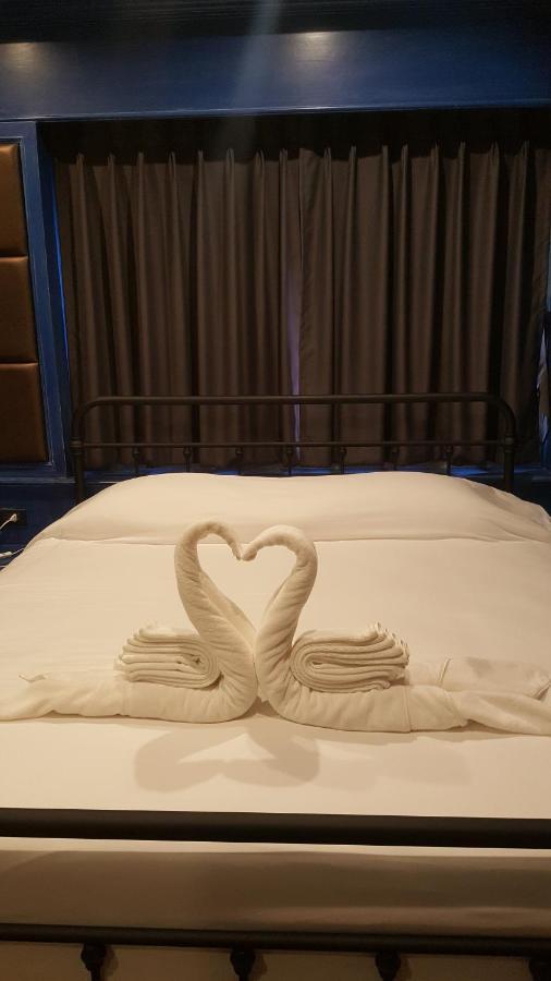 Bangkok Bed Place Ngoại thất bức ảnh