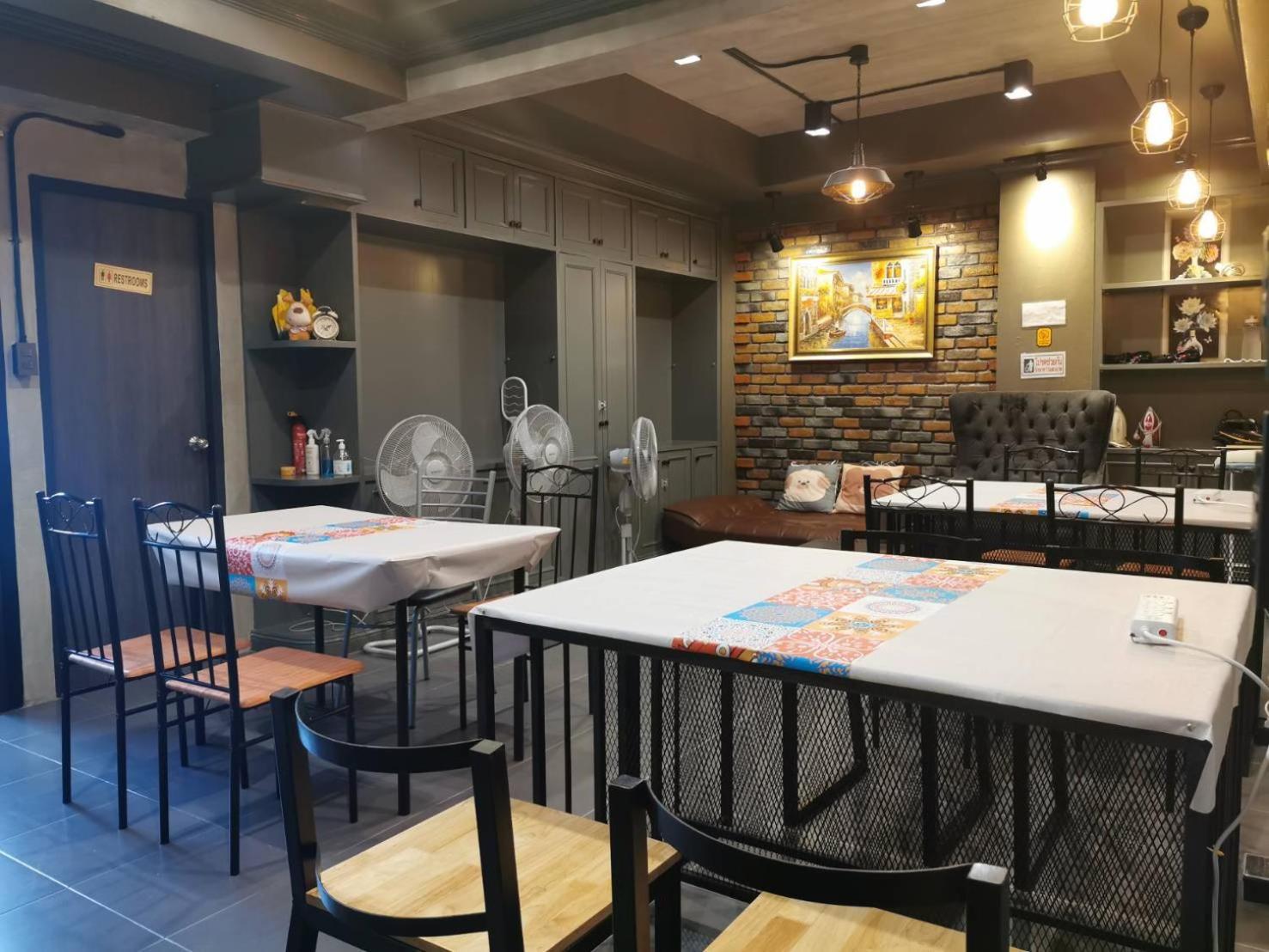Bangkok Bed Place Ngoại thất bức ảnh