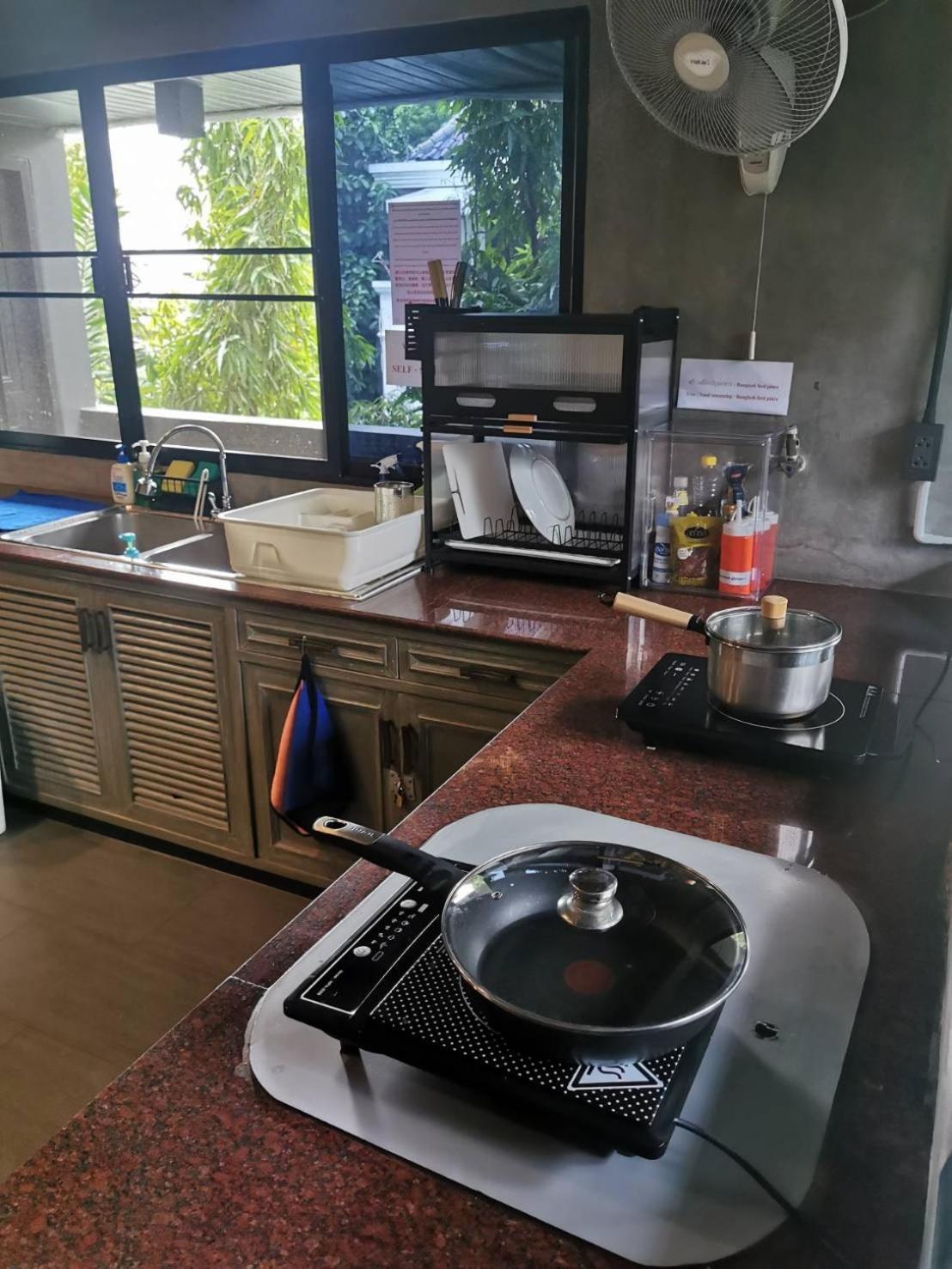 Bangkok Bed Place Ngoại thất bức ảnh