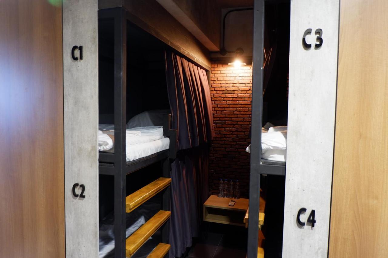 Bangkok Bed Place Ngoại thất bức ảnh