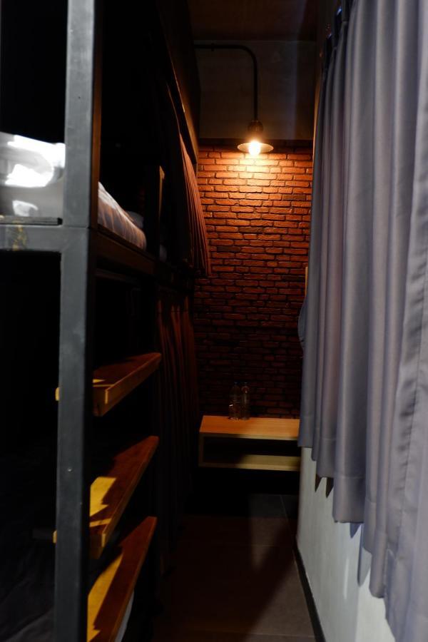 Bangkok Bed Place Ngoại thất bức ảnh